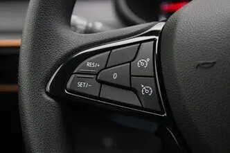 Dacia Sandero, 1.0, 67 kW, бензин, механическая, передний привод