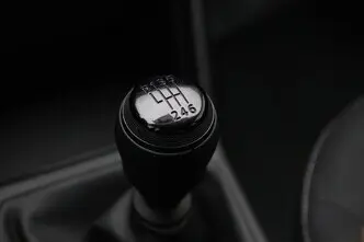 Dacia Sandero, 1.0, 67 kW, бензин, механическая, передний привод