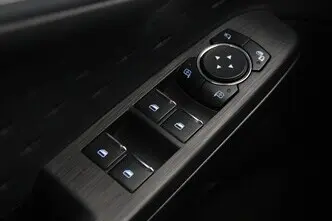 Ford Kuga, 2.5, 112 kW, pistikhübriid, automaat, esivedu