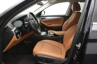 BMW 520, 2.0, 140 kW, hybrid, automatic, rear-wheel drive