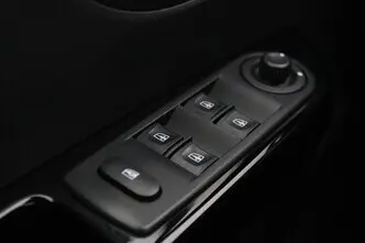 Renault Captur, 0.9, 66 kW, bensiin, manuaal, esivedu