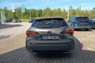 Toyota Corolla, 1.8, 121 kW, pistikhübriid, automaat, esivedu