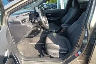 Toyota Corolla, 1.8, 121 kW, pistikhübriid, automaat, esivedu