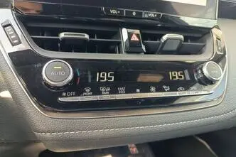 Toyota Corolla, 1.8, 121 kW, pistikhübriid, automaat, esivedu