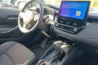 Toyota Corolla, 1.8, 121 kW, pistikhübriid, automaat, esivedu