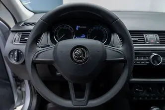 Škoda Rapid, 1.0, 70 kW, bensiin, automaat, esivedu