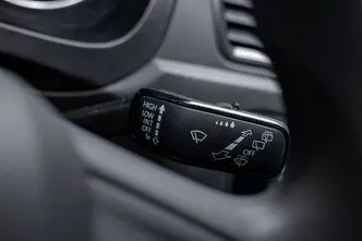 Škoda Rapid, 1.0, 70 kW, bensiin, automaat, esivedu