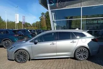 Toyota Corolla, 1.8, 121 kW, pistikhübriid, automaat, esivedu