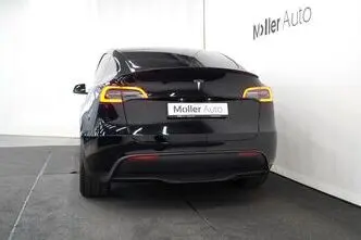 Tesla Model Y, 155 kW, elekter, automaat, nelikvedu