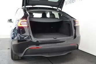 Tesla Model Y, 155 kW, elekter, automaat, nelikvedu