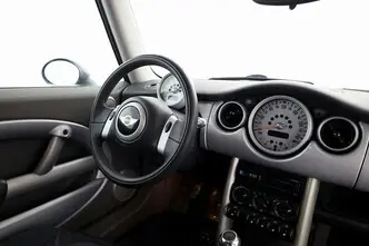 MINI Cooper, 1.6, 66 kW, bensiin, manuaal, esivedu
