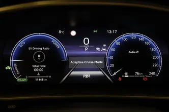 Toyota Corolla Cross, 1.8, 72 kW, hybrid, automatic, front-wheel drive