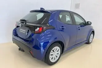 Toyota Yaris, 1.5, 92 kW, бензин, механическая, передний привод