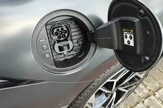 Hyundai IONIQ 6, 239 kW, elekter, automaat, nelikvedu