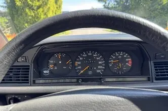 Mercedes-Benz 190, 2.0, 90 kW, бензин, автомат, задний привод