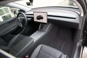 Tesla Model Y, 114 kW, elekter, automaat, tagavedu