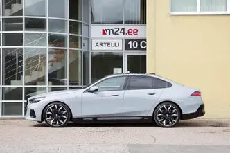 BMW i5, 105 kW, elekter, automaat, tagavedu