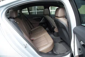 BMW i5, 105 kW, elekter, automaat, tagavedu