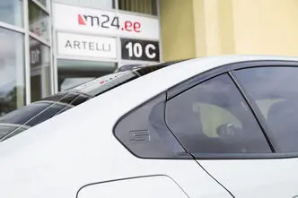 BMW i5, 105 kW, elekter, automaat, tagavedu