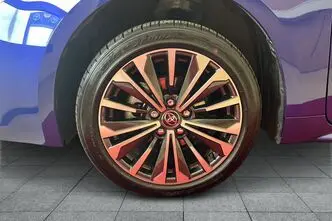 Toyota Corolla, 1.8, 72 kW, hübriid, automaat, esivedu