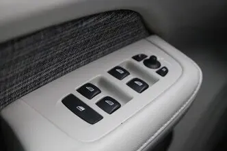 Volvo V60, 2.0, 110 kW, diisel, manuaal, esivedu