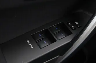 Toyota Auris, 1.8, 73 kW, hübriid, automaat, esivedu
