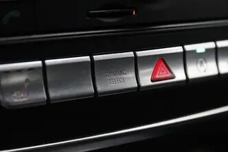 Mercedes-Benz CLA 180, 1.6, 90 kW, petrol, automatic, front-wheel drive