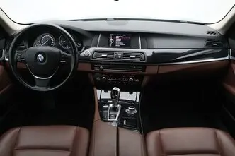 BMW 520, 2.0, 135 kW, bensiin, automaat, tagavedu