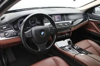 BMW 520, 2.0, 135 kW, bensiin, automaat, tagavedu