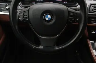 BMW 520, 2.0, 135 kW, bensiin, automaat, tagavedu