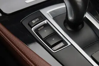 BMW 520, 2.0, 135 kW, bensiin, automaat, tagavedu