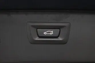 BMW 520, 2.0, 135 kW, bensiin, automaat, tagavedu