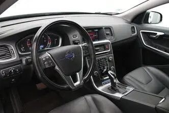 Volvo V60, 2.4, 158 kW, pistikhübriid, automaat, nelikvedu