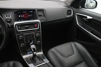 Volvo V60, 2.4, 158 kW, pistikhübriid, automaat, nelikvedu
