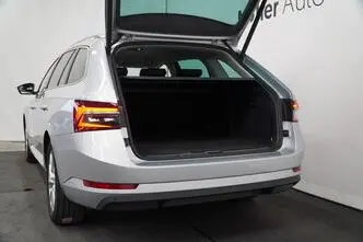 Škoda Superb, 1.4, 115 kW, подключаемый гибрид, автомат, передний привод
