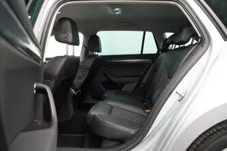 Škoda Superb, 1.4, 115 kW, подключаемый гибрид, автомат, передний привод