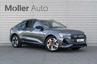 Audi e-tron, 300 kW, электричество, автомат, полный привод