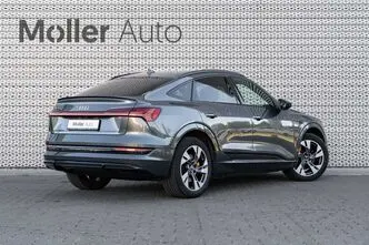 Audi e-tron, 300 kW, электричество, автомат, полный привод