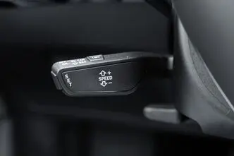 Audi e-tron, 300 kW, электричество, автомат, полный привод