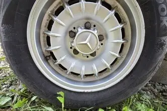 Mercedes-Benz 300, 3.0, 59 kW, дизель, механическая, задний привод