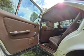 Mercedes-Benz 300, 3.0, 59 kW, дизель, механическая, задний привод