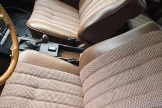Mercedes-Benz 300, 3.0, 59 kW, дизель, механическая, задний привод