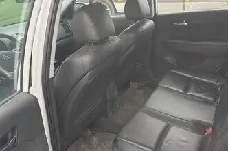 Hyundai i30, 2.0, 103 kW, дизель, механическая, передний привод