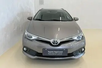 Toyota Auris, 1.6, 97 kW, bensiin, automaat, esivedu