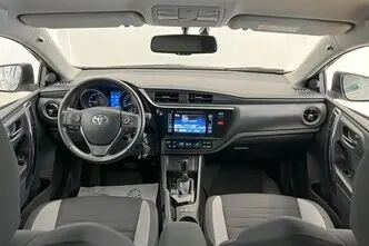 Toyota Auris, 1.6, 97 kW, bensiin, automaat, esivedu