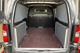 Toyota Proace City, 1.5, 96 kW, diesel, automatic, front-wheel drive