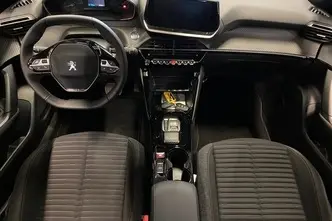 Peugeot 2008, электричество, автомат, передний привод