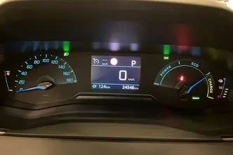 Peugeot 2008, электричество, автомат, передний привод