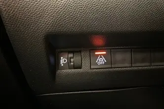 Peugeot 2008, электричество, автомат, передний привод