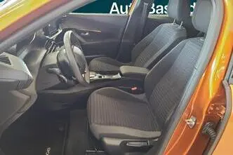 Peugeot 2008, электричество, автомат, передний привод